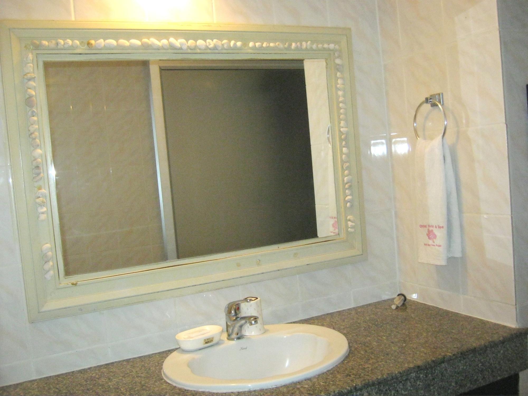 The Orchid Hotel Kalim Bay Patong Luaran gambar