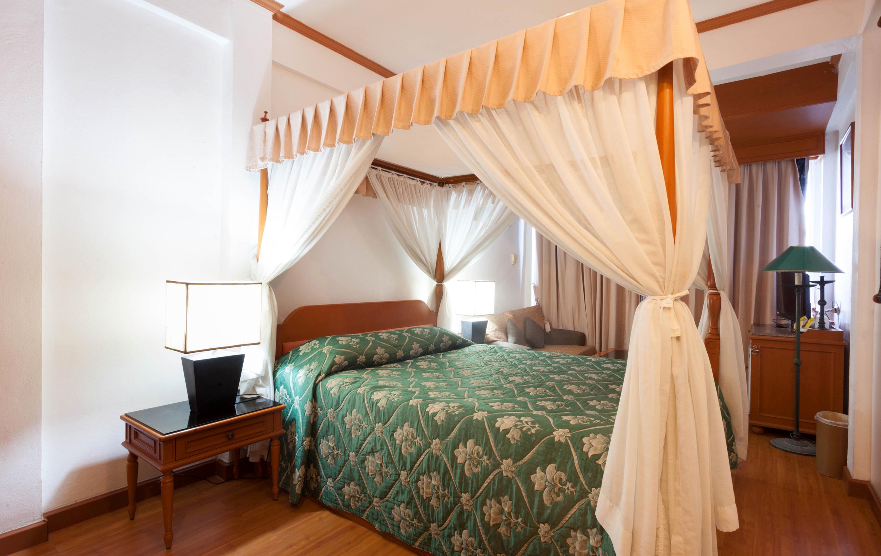 The Orchid Hotel Kalim Bay Patong Luaran gambar